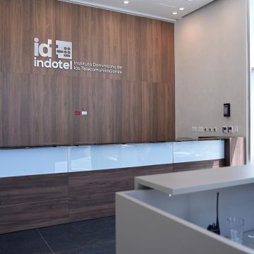Indotel gestiona equipos de transmisión para incluir al CERTV canal 4 en la Televisión Terrestre Digital