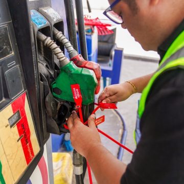 MICM y CECCOM cierran estación de combustibles en Montecristi por vender gasolina premium de baja calidad