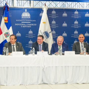 Yayo declara exportaciones como primer renglón económico del país