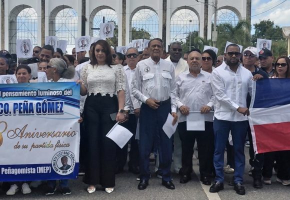 MOVIMIENTO ELECTORAL PEÑAGOMISTA REALIZA ACTO CONMEMORATIVO 28 ANIVERSARIO MUERTE DE PEÑA GOMEZ.