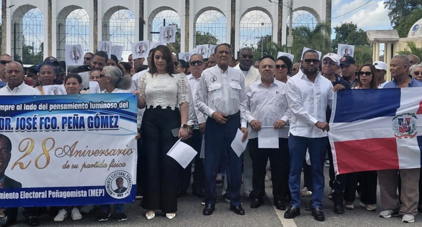 MOVIMIENTO ELECTORAL PEÑAGOMISTA REALIZA ACTO CONMEMORATIVO 28 ANIVERSARIO MUERTE DE PEÑA GOMEZ.