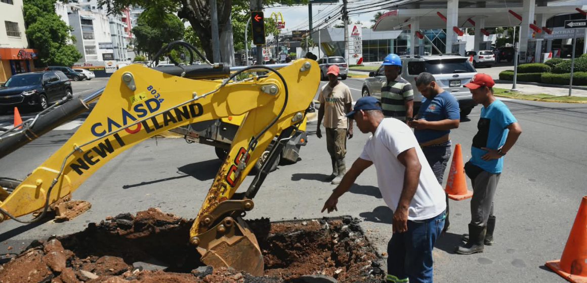 Fellito Suberví afirma muestras de calidad del agua en el primer cuatrimestre se sitúan en 95.75 % de potabilidad
