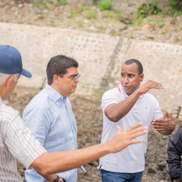 CAASD corrige averías de grandes proporciones e interviene redes de agua potable y alcantarillado en sectores del GSD
