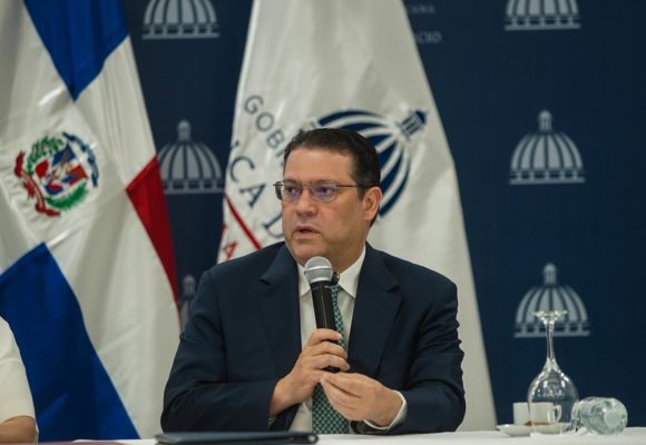 d2aeffa2-8b07-4c65-897e-43ebfc3209ca RD y Ecuador fortalecen comercio e inversión bilateral