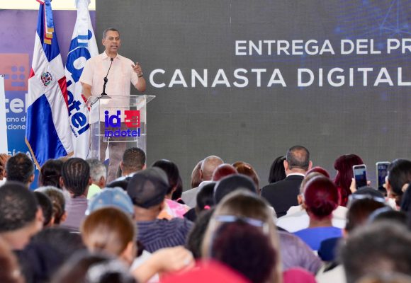 07edabc2-8f55-4a4a-9992-502f63ea22ee Indotel impacta a más de 500 residentes de Santo Domingo Oeste con Canasta Digital Social 3.0