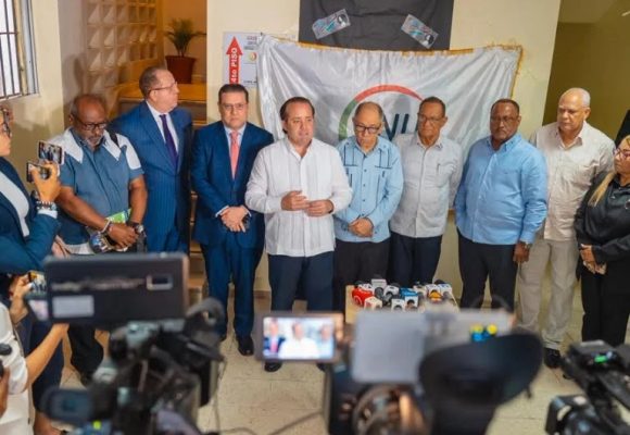 IMG_0328 Sindicalistas respaldan Plan Anti-crisis del Gobierno y destacan protección a sectores vulnerables