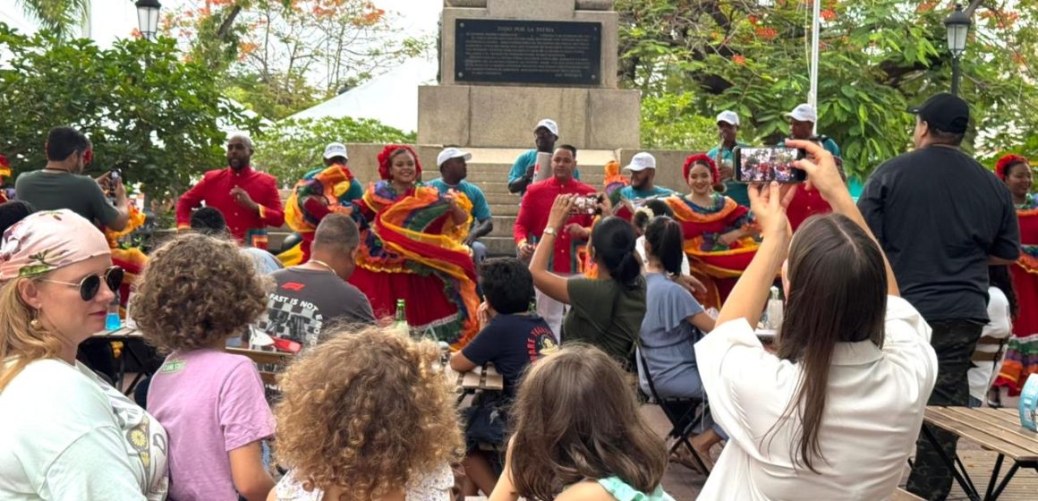 IMG_0721 El Ministerio de Turismo y el Clúster Turístico de Santo Domingo inician «TURIZONEANDO Verano 2026»