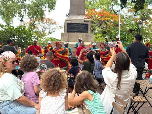 IMG_0721 El Ministerio de Turismo y el Clúster Turístico de Santo Domingo inician «TURIZONEANDO Verano 2026»