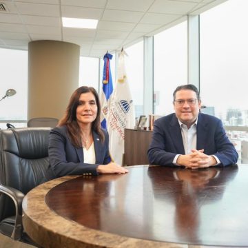 Embajadora de EEUU y Yayo Sanz vuelven a reunirse para dar seguimiento a temas bilaterales