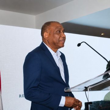Consejo Nacional de Drogas destaca papel de la familia en la prevención en encuentro de Padres y Madres del MINERD