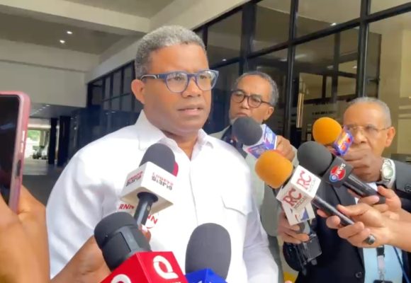 Robert Polanco llama a preservar la prudencia y respetar la autonomía del Congreso Nacional