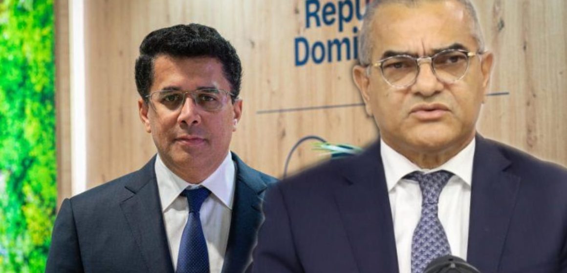 Carlos Gabriel García critica que funcionario aprovechara acto oficial para atacar a David Collado