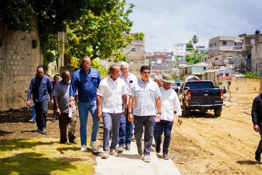 IMG_1166 CAASD impulsa obras para seguir optimizando servicio agua potable y saneamiento cañadas con inversión superior a los RD$11,000 millones