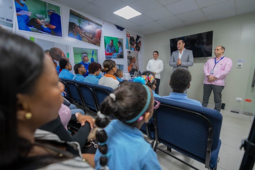 f77e4dae-eb29-4b18-a9d6-18ec52740751 INABIE mejora la calidad de vida de 13 estudiantes con cirugías oftalmológicas especializadas