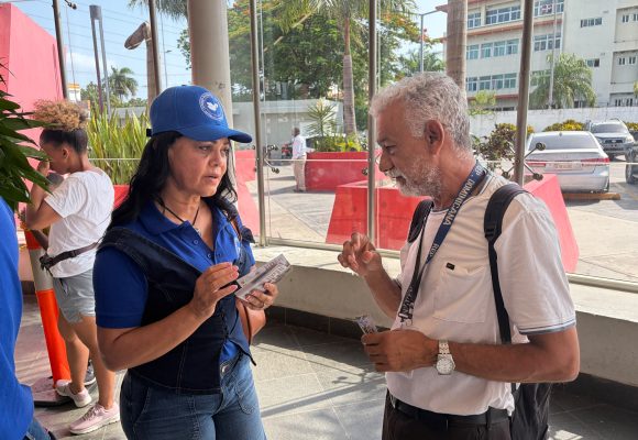 Acción preventiva en el Metro de Santo Domingo sobre el uso de los cigarrillos electrónicos