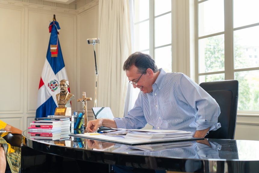Canciller Ito Bisonó y secretario de Estado Marco Rubio conversan sobreprioridades de la relación entre República Dominicana y Estados Unidos
