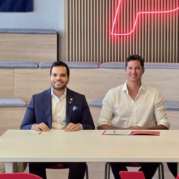 PedidosYa y la Cámara de Diputados firman acuerdo para impulsar el talento  joven en áreas STEM