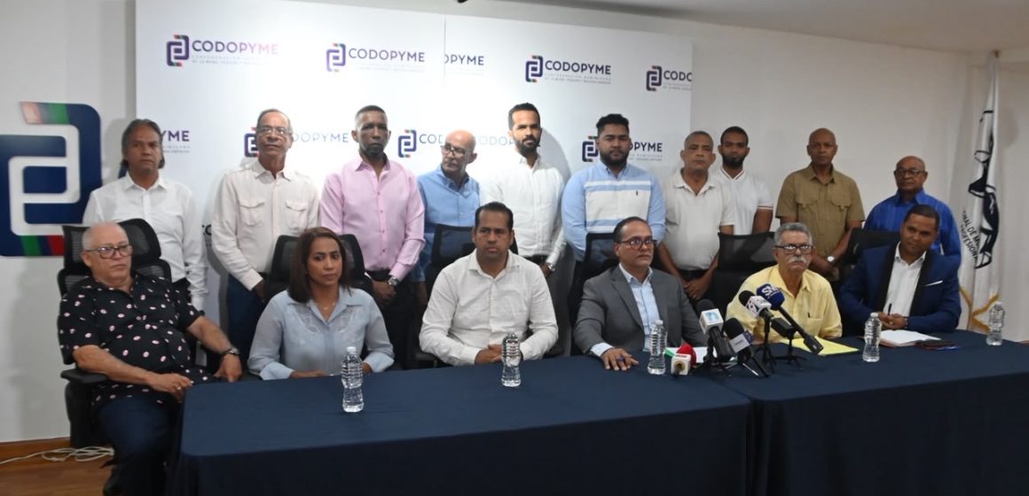 ADOCALZA respalda mecanismos de INABIE y defiende capacidad de fabricantes nacionales