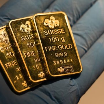 image-24 El oro cae desde máximos históricos, pero analistas descartan fin del ciclo alcista