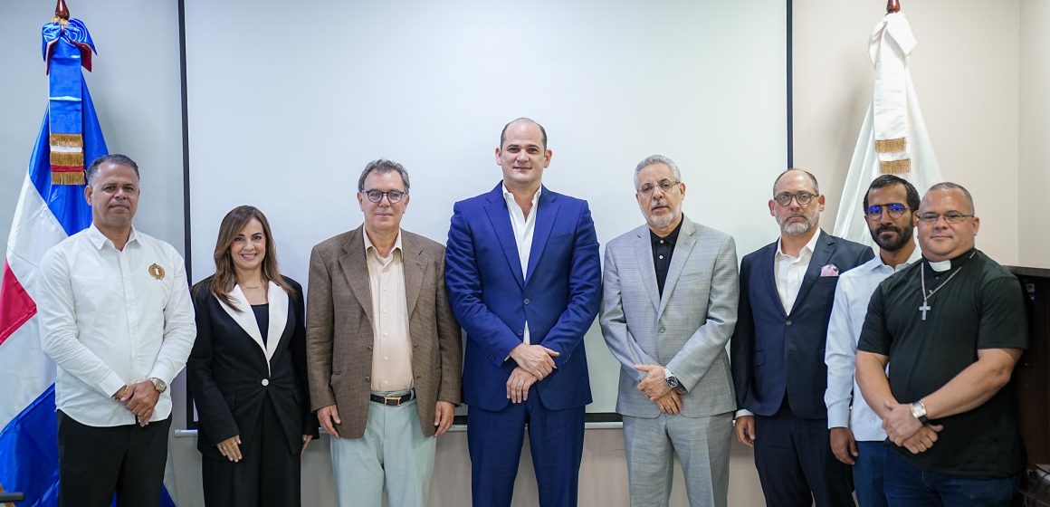 INABIE conforma Comisión de Seguimiento y Veeduría compuesto por representantes de diversos sectores de la sociedad