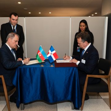 DSC00104.jpg República Dominicana y Azerbaiyán firman acuerdo de exención mutua de visados para pasaportes ordinarios