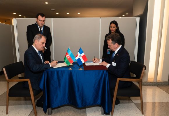República Dominicana y Azerbaiyán firman acuerdo de exención mutua de visados para pasaportes ordinarios