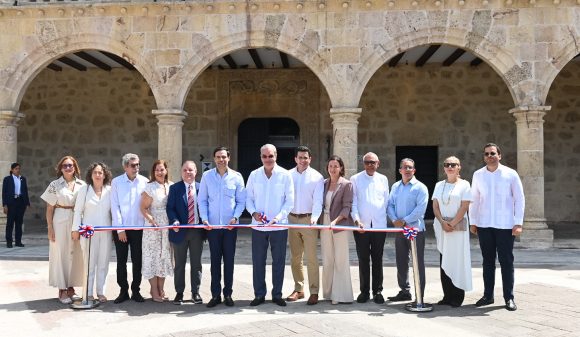 Inauguran remozamiento Museo Diego Colón Palacio Virreinal