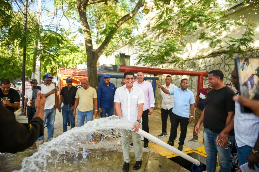 afca35f3-866f-48ef-bda7-97c2b1ff06b5 Fellito Suberví resuelve problema de agua de dos décadas en La Puya y La Yagüita
