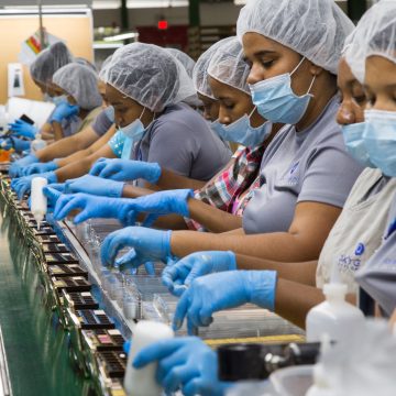 Indotel y el Consejo de Zonas Francas impulsan capacitación digital para 6,000 colaboradores de zonas francas