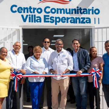 Propeep entrega centro comunitario en Villa Esperanza II en SDN, con una inversión de RD$3.7 millones