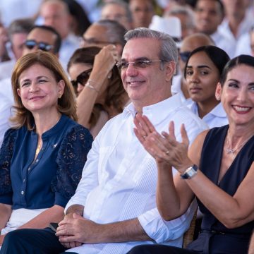 Abinader, seis años después sigue con aprobación por encima del 50 %