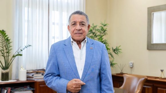 Foto web_8 República Dominicana impulsa seguridad jurídica, reducción del déficit habitacional e inversión social