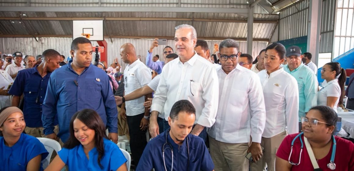 Presidente Abinader encabeza jornada de inclusión social «Primero Tú» que impacta a más de 6 mil personas en Santiago