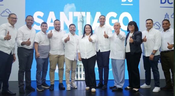 c0e69b28-6584-4905-b39e-b25bcf9d5fbe Leito Aguilera juramenta estructura de apoyo a David Collado en la Región Norte 2