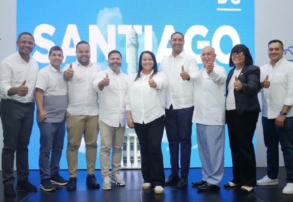 c0e69b28-6584-4905-b39e-b25bcf9d5fbe Leito Aguilera juramenta estructura de apoyo a David Collado en la Región Norte 2